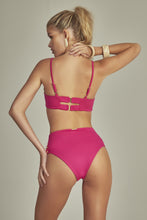Załaduj obraz do przeglądarki galerii, Model Back: Empress Top Top Bikini Antigua Fuchsia Pink
