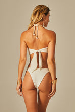 Załaduj obraz do przeglądarki galerii, Model Back: Empress One-Piece Bardot Body Off White Luxor Texture
