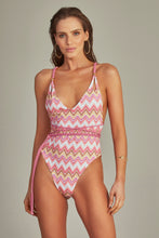 Załaduj obraz do przeglądarki galerii, Leticia Body Pink Chevron
